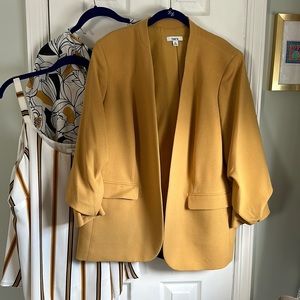 Bar III gold jacket with two tops (one striped and one floral) Size 2X